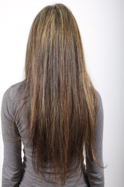 Long, healthy hair. How to pH balance your hair for stronger, healthier hair. The right pH level for hair. How the wrong pH could be contributing to dandruff, itchy scalp, and dermatitis. The optimal pH level of your hair, skin, and scalp. How the wrong pH level could be damaging your hair, and how to fix it.