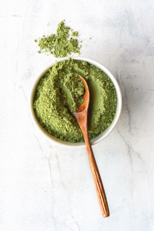 Matcha powder for DIY caffeine mask