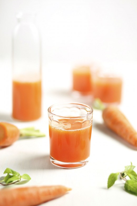 Carrot juice cannot be substituted for raw carrots, as it’s a concentrated source of beta carotene, which, in excess, suppresses the thyroid. How raw carrots reduce inflammation, lower estrogen, absorb endotoxin & more.